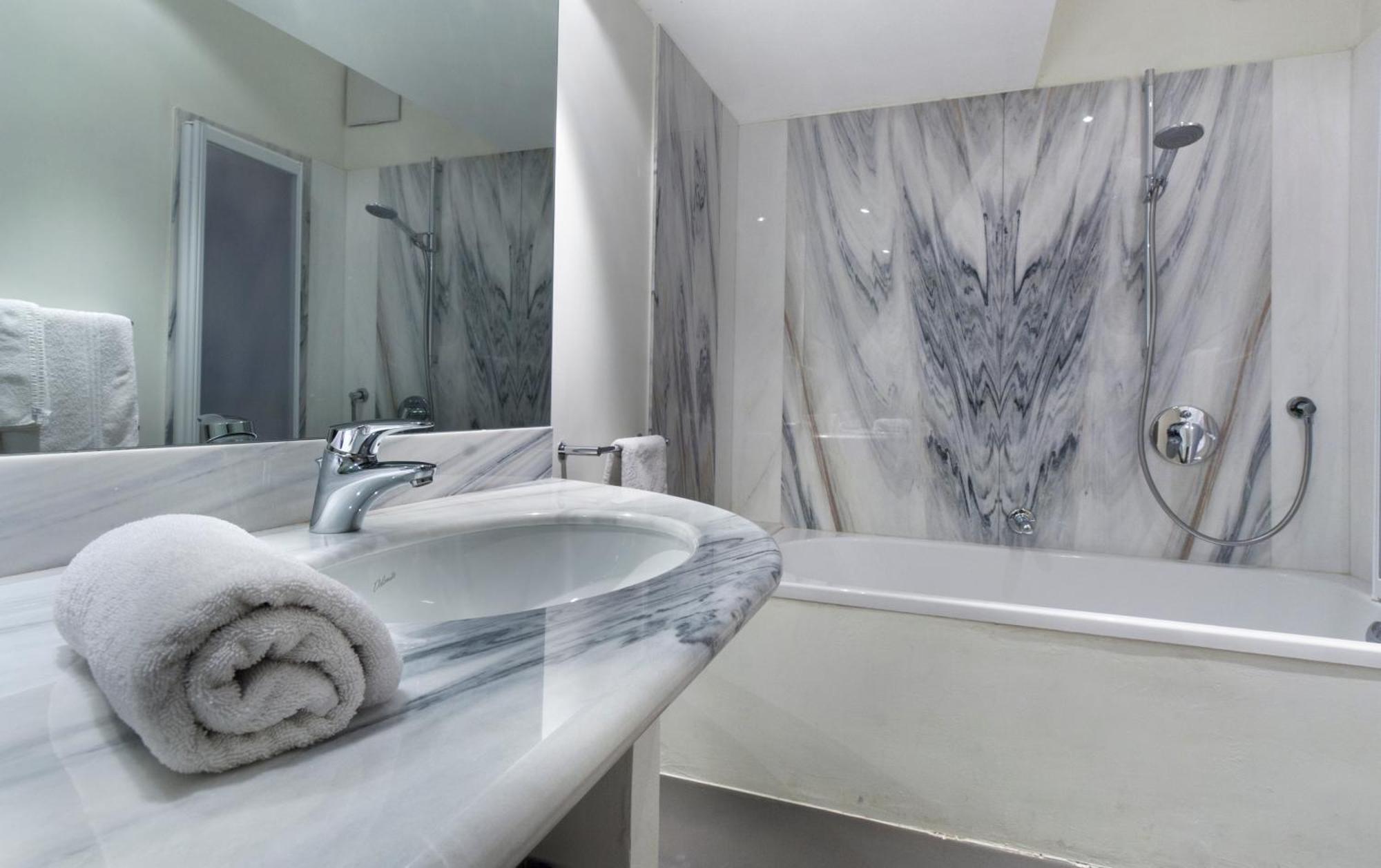 Residence Fink Central Apartments Bolzano Pokoj fotografie